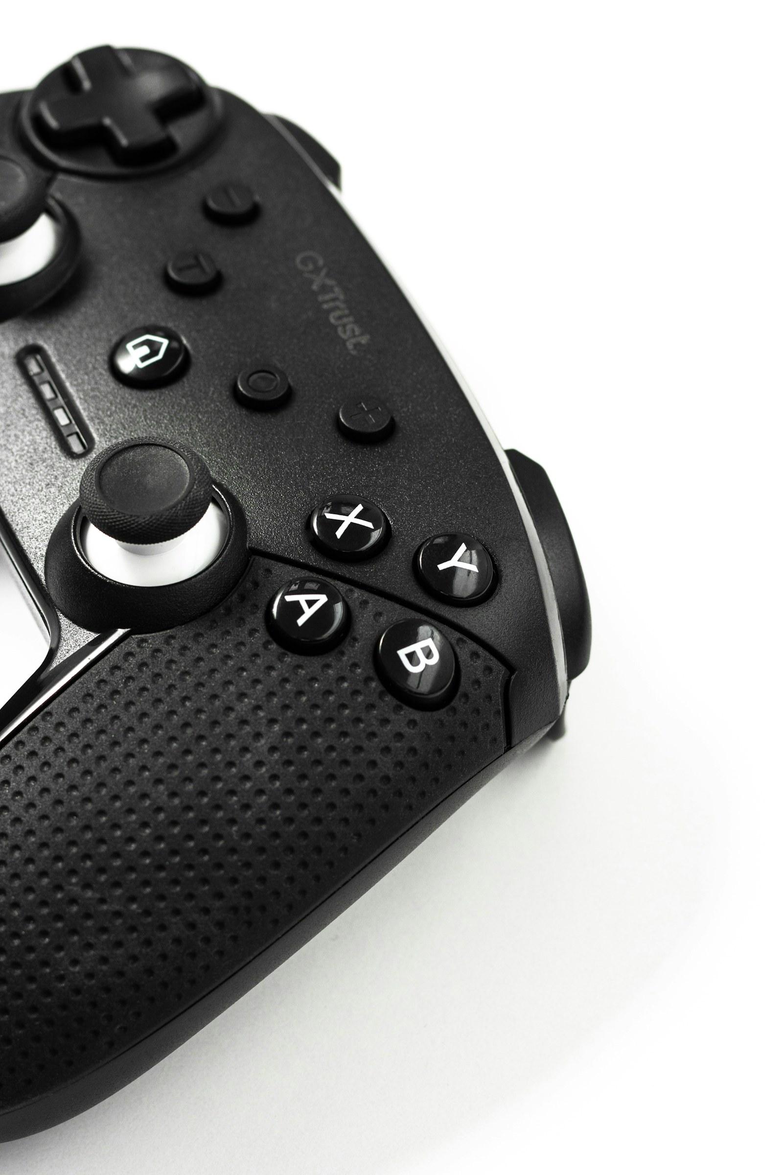 Gaming-Controller als Symbol für sicher verpackte Gaming-Technik