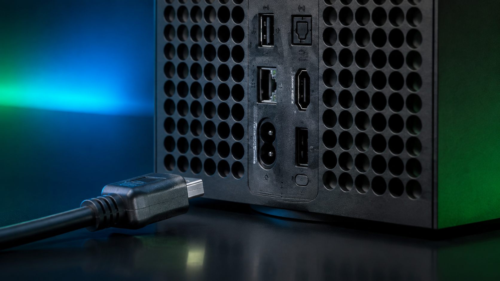 HDMI-Anschluss einer Xbox Series X mit Kabel bei der Fehlersuche